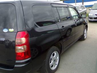 2004 Toyota Succeed Pictures