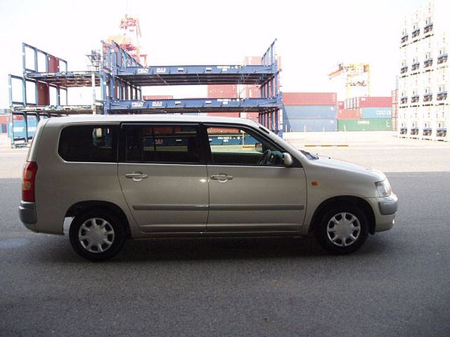 2005 Toyota Succeed