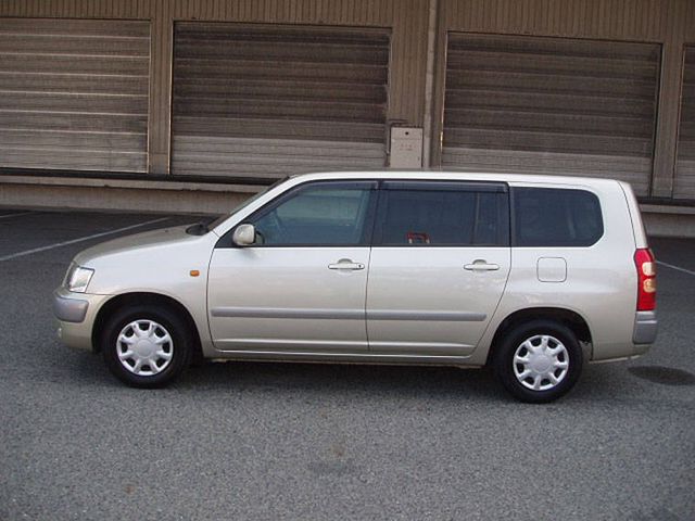 2005 Toyota Succeed