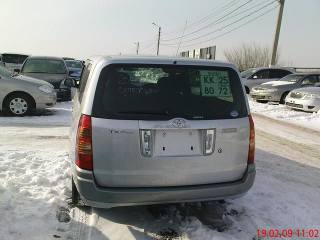 2005 Toyota Succeed