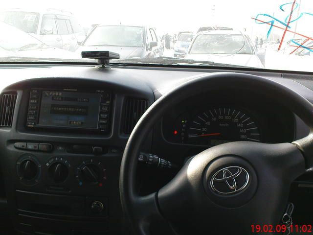 2005 Toyota Succeed