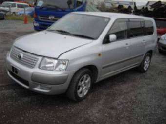 2005 Toyota Succeed Pictures