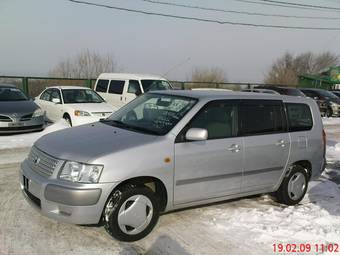 2005 Toyota Succeed Pics