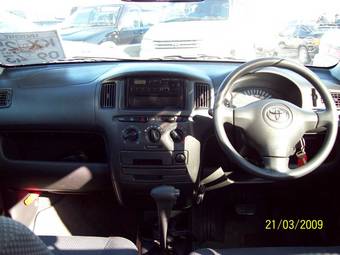 2005 Toyota Succeed Pictures