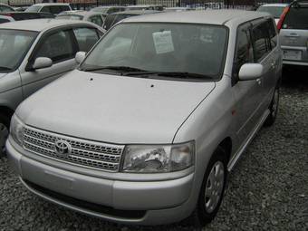 2005 Toyota Succeed Pictures