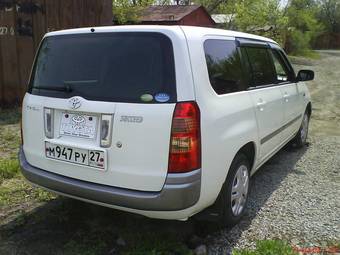 2005 Toyota Succeed Pictures