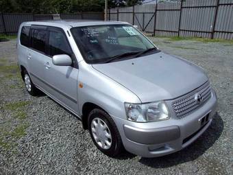 2005 Toyota Succeed Pictures