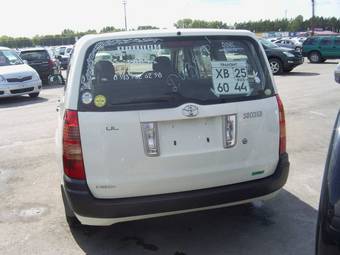2005 Toyota Succeed Pictures