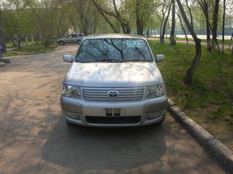 2006 Toyota Succeed Photos