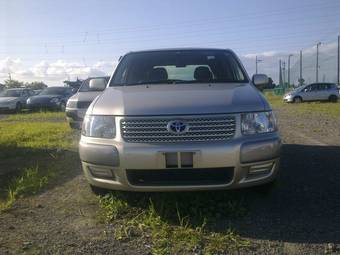 2006 Toyota Succeed Photos