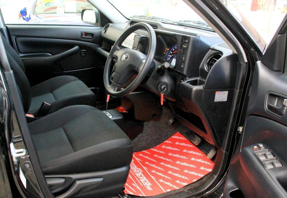 Toyota succeed размеры