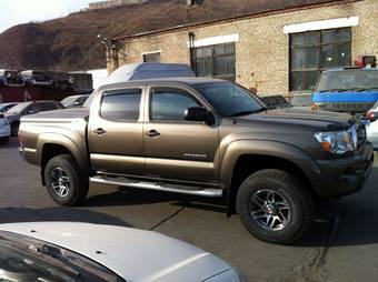 2010 Toyota Tacoma Photos