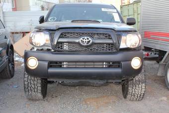 2011 Toyota Tacoma Images