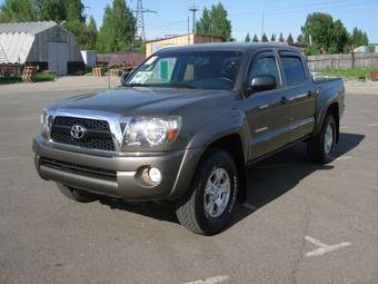 2011 Toyota Tacoma Photos