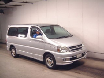 2000 Toyota Touring Hiace