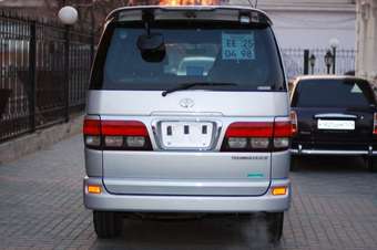 2000 Toyota Touring Hiace Photos