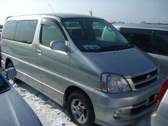 2001 Toyota Touring Hiace