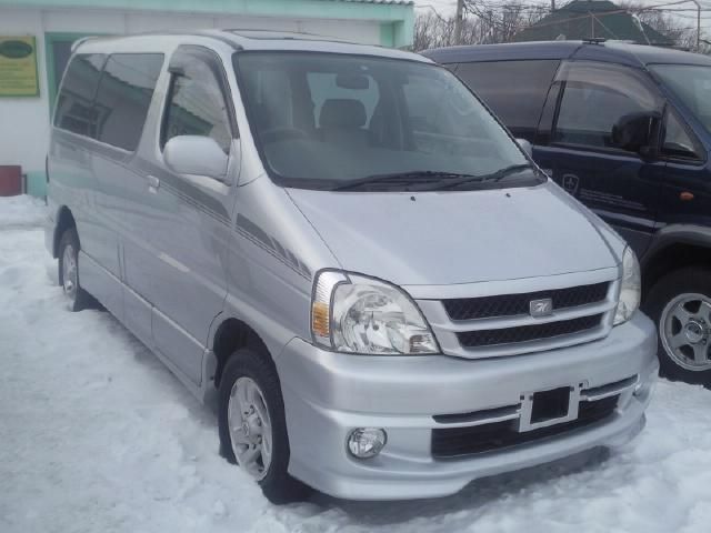 2001 Toyota Touring Hiace