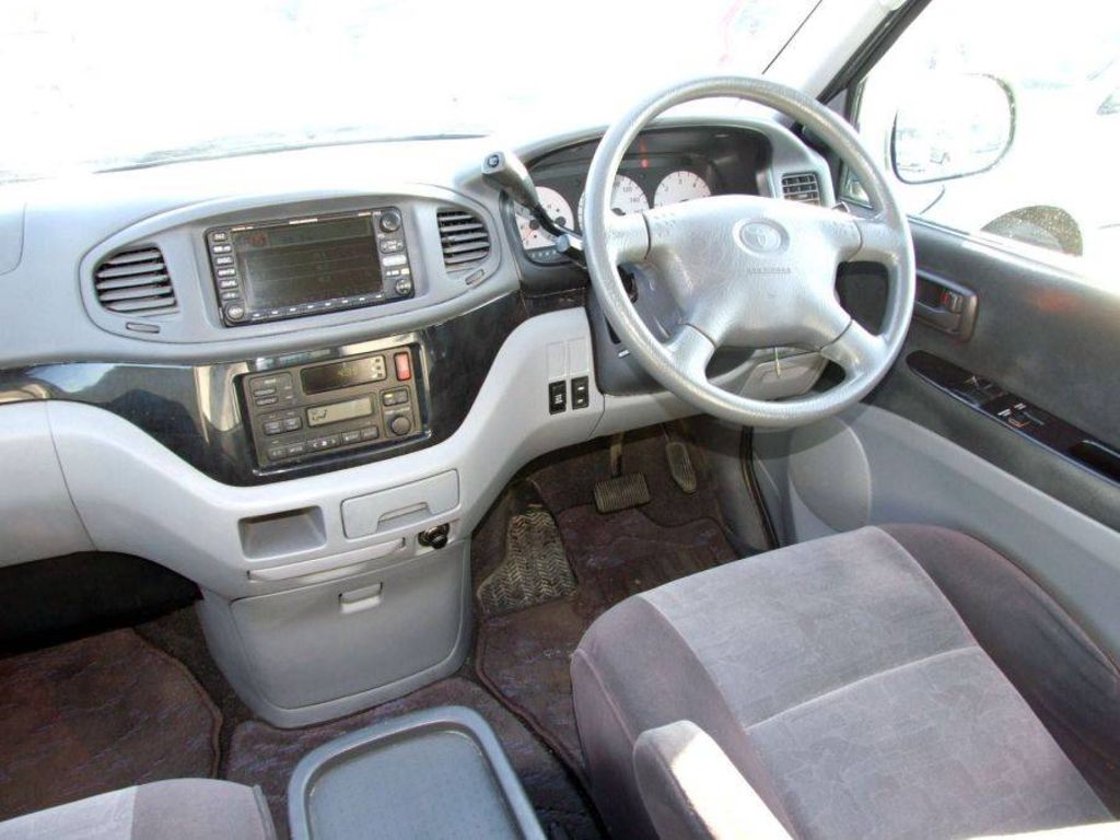 2001 Toyota Touring Hiace