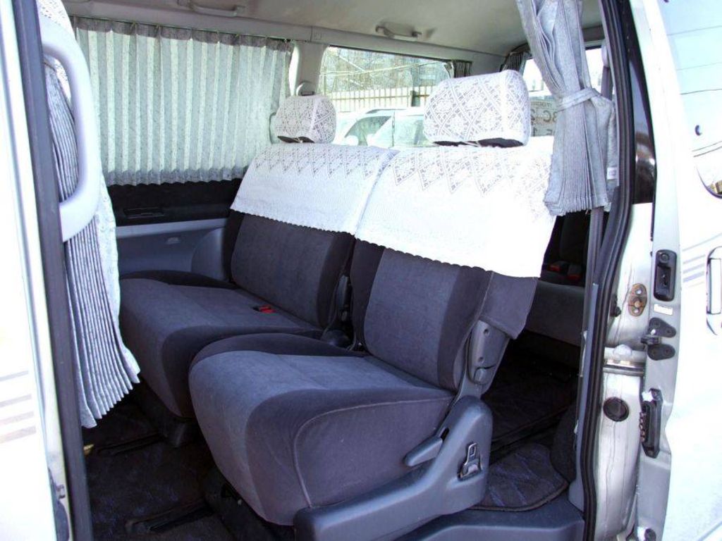 2001 Toyota Touring Hiace