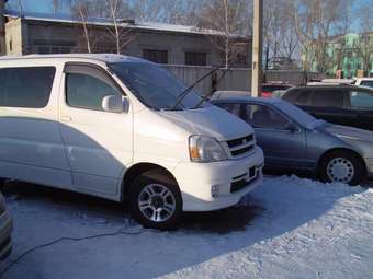 2001 Toyota Touring Hiace Pics