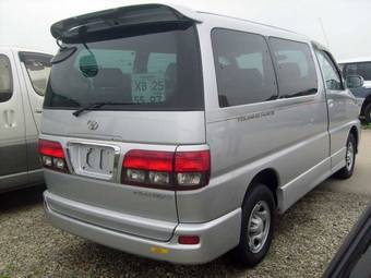 2003 Toyota Touring Hiace Photos