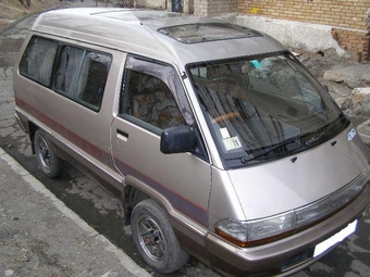 1990 Town Ace