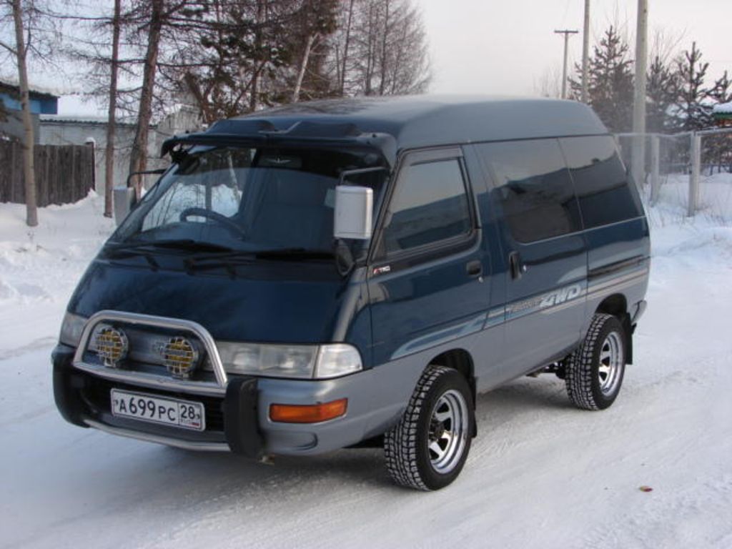 Продажа тойота литайс. Тойота Таун Эйс. Тойота Town Ace 1996. Toyota Town Ace 1996 Tuning. Тойота Таун айс 30 кузов.