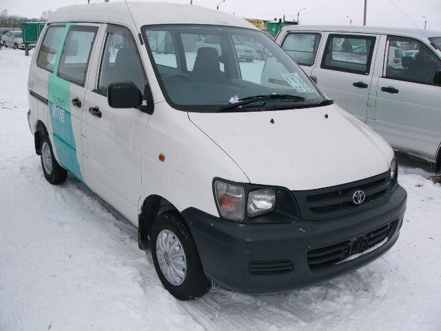 2000 Toyota Town Ace