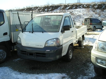 2000 Toyota Town Ace