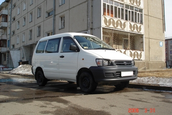 2000 Toyota Town Ace