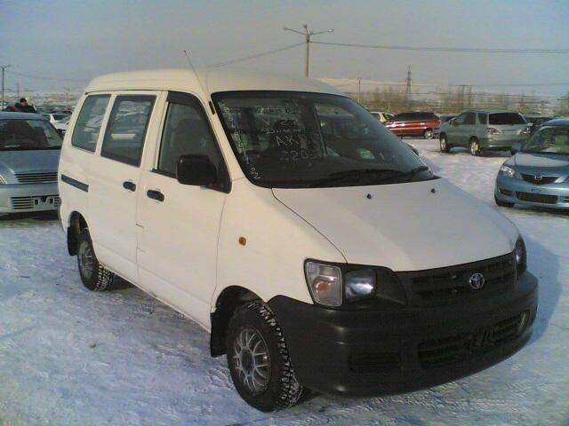 2000 Toyota Town Ace