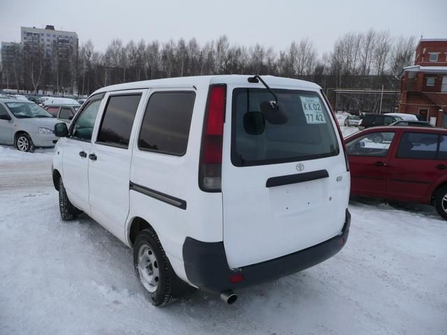 2000 Toyota Town Ace