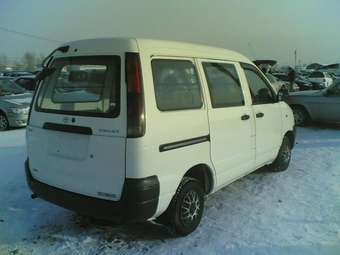 2000 Toyota Town Ace Pictures