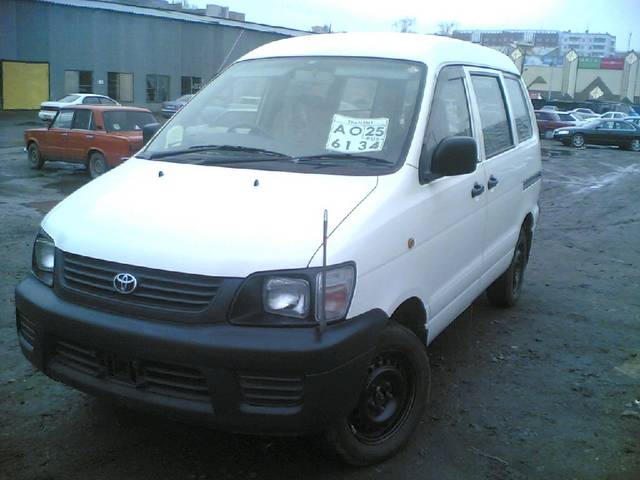 2001 Toyota Town Ace