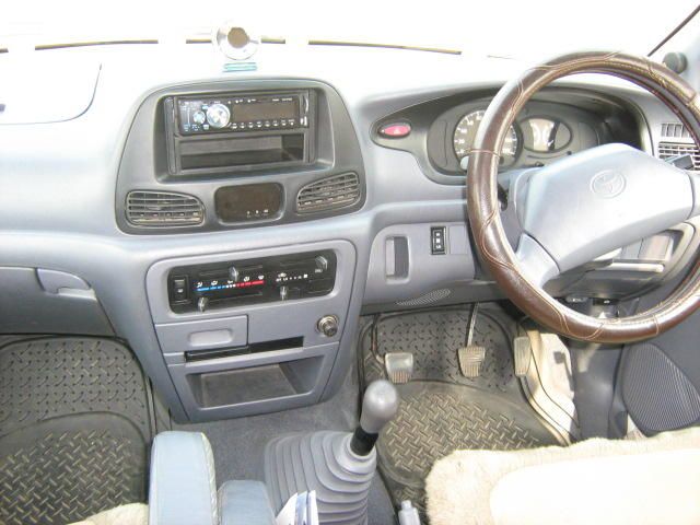 2001 Toyota Town Ace