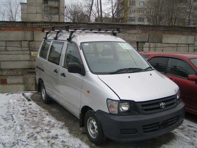 2002 Toyota Town Ace