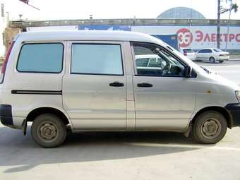 2002 Town Ace