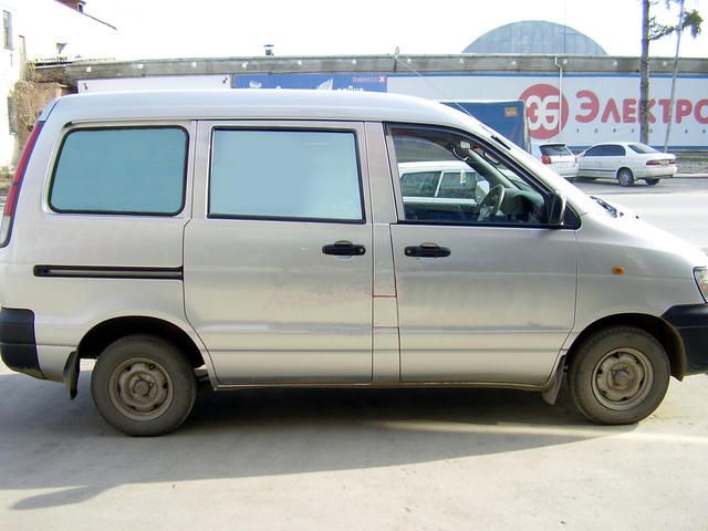2002 Toyota Town Ace