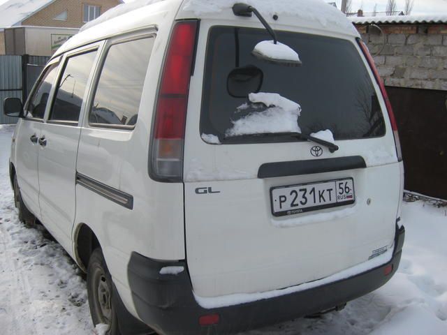 2002 Toyota Town Ace