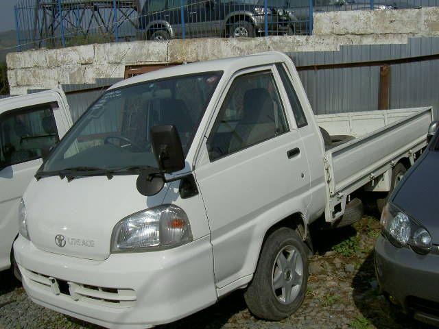 2002 Toyota Town Ace