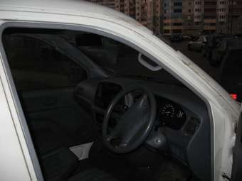 2002 Toyota Town Ace Pictures