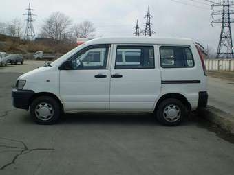 2002 Toyota Town Ace Pictures