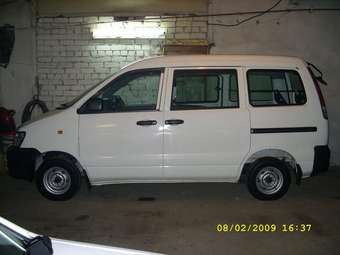 2002 Toyota Town Ace Pictures