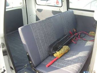 2002 Toyota Town Ace Pics