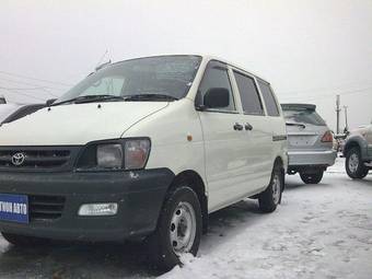 2002 Toyota Town Ace Pictures