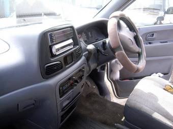 2002 Toyota Town Ace Pictures