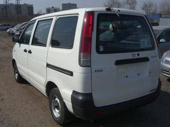 2002 Toyota Town Ace Pictures
