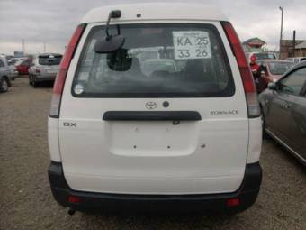 2002 Toyota Town Ace Pics