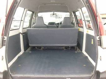 2002 Toyota Town Ace Pictures
